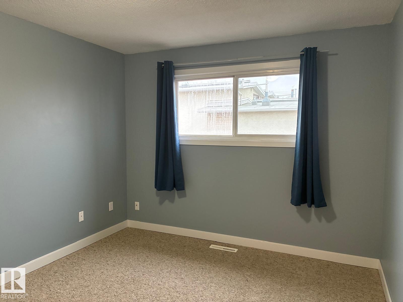 #j 16405 89 Av Nw, Edmonton, Alberta  T5R 4S1 - Photo 13 - E4467286