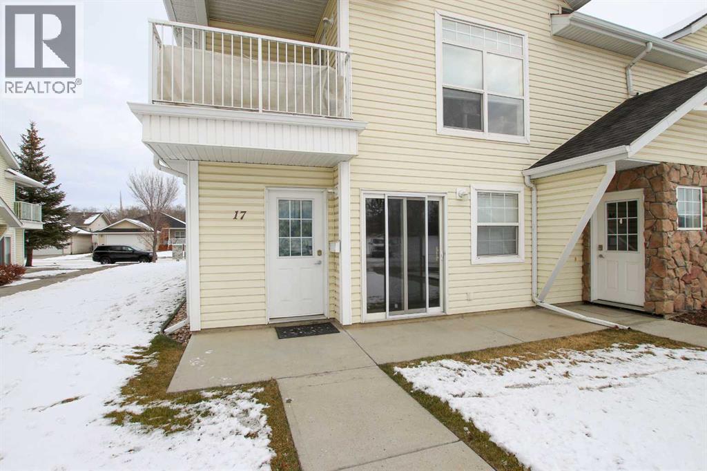 17, 33 Jennings Crescent, Red Deer, Alberta  T4P 0A2 - Photo 3 - A2272098