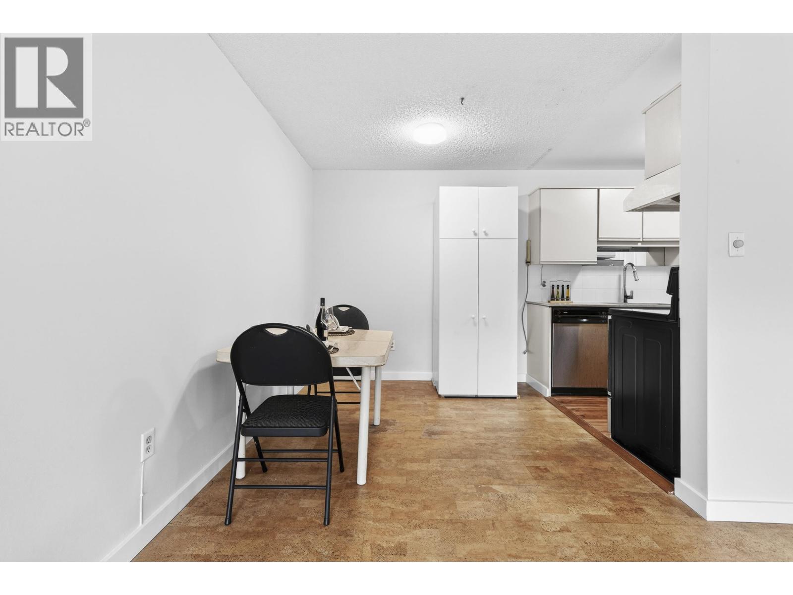 206 9202 Horne Street, Burnaby, British Columbia  V3N 4K2 - Photo 8 - R3071695