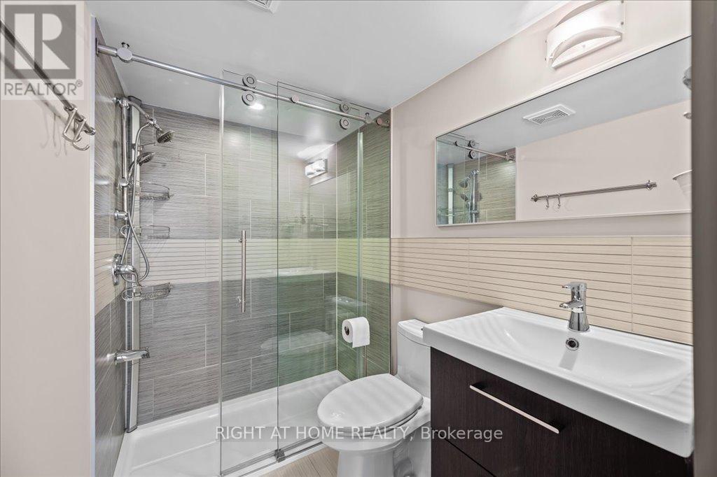 704 Cedar Avenue, Burlington, Ontario  L7T 2R7 - Photo 26 - W12594694