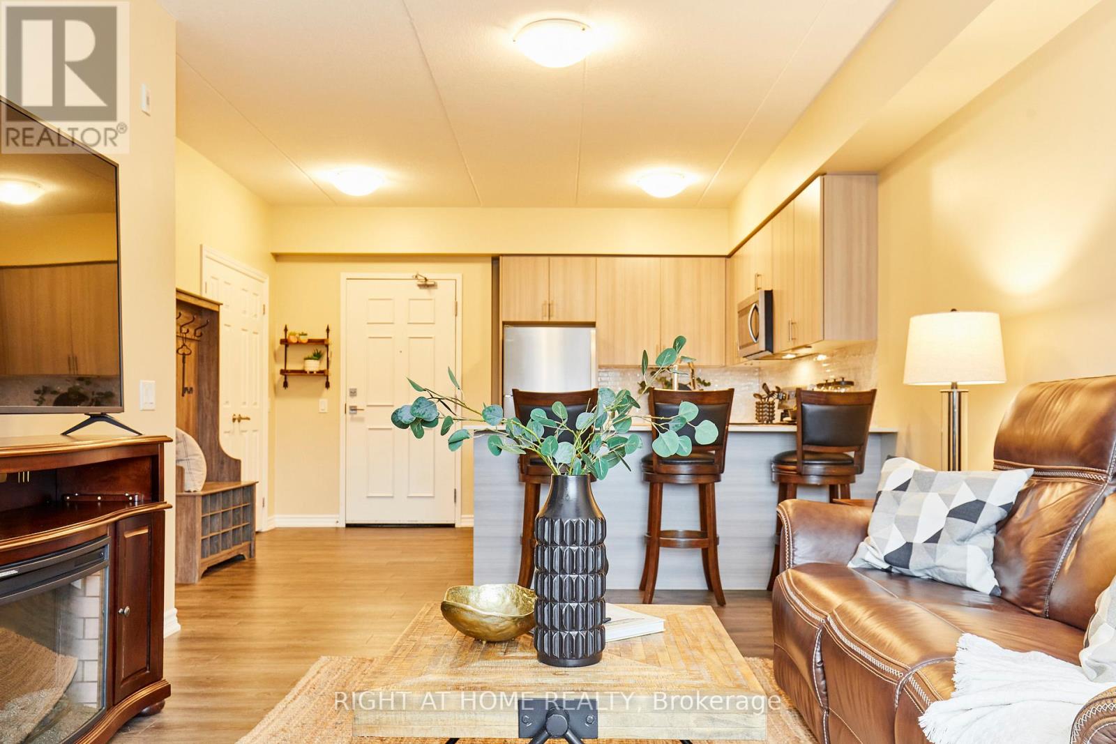 201 - 290 Liberty Street N, Clarington, Ontario  L1C 0V5 - Photo 15 - E12596370