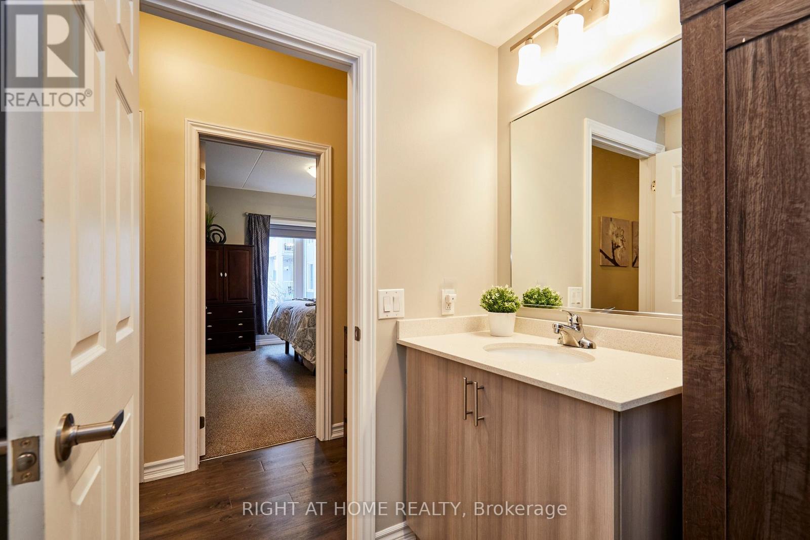 201 - 290 Liberty Street N, Clarington, Ontario  L1C 0V5 - Photo 26 - E12596370