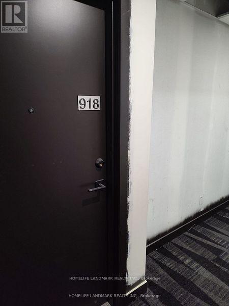 C918 - 38 Simcoe Promenade, Markham, Ontario  L6G 0H7 - Photo 2 - N12596368