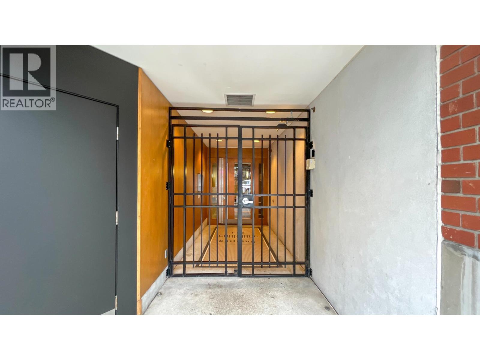 306 1072 Hamilton Street, Vancouver, British Columbia  V6B 2R9 - Photo 3 - R3070861