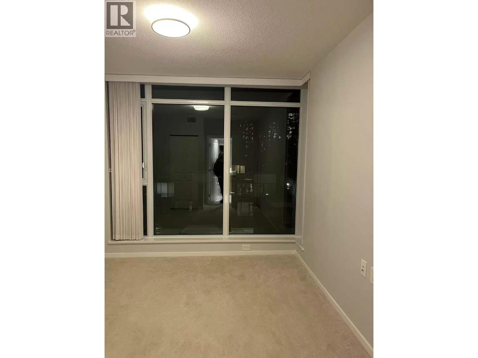 402 6700 Dunblane, Burnaby, British Columbia V5H 3K6 - Photo 13 - R3071349