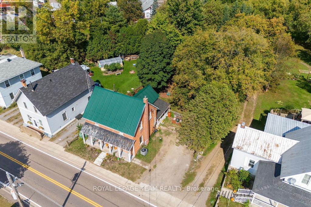 11168 60 Highway, North Algona Wilberforce, Ontario  K0J 1X0 - Photo 15 - X12596414