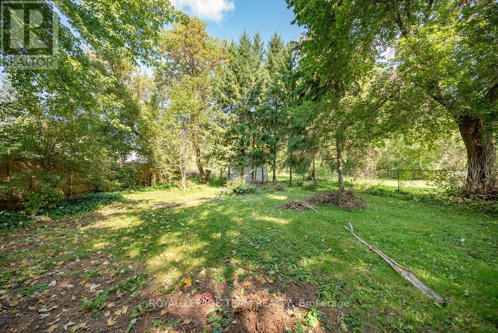 11168 60 Highway, North Algona Wilberforce, Ontario  K0J 1X0 - Photo 8 - X12596414