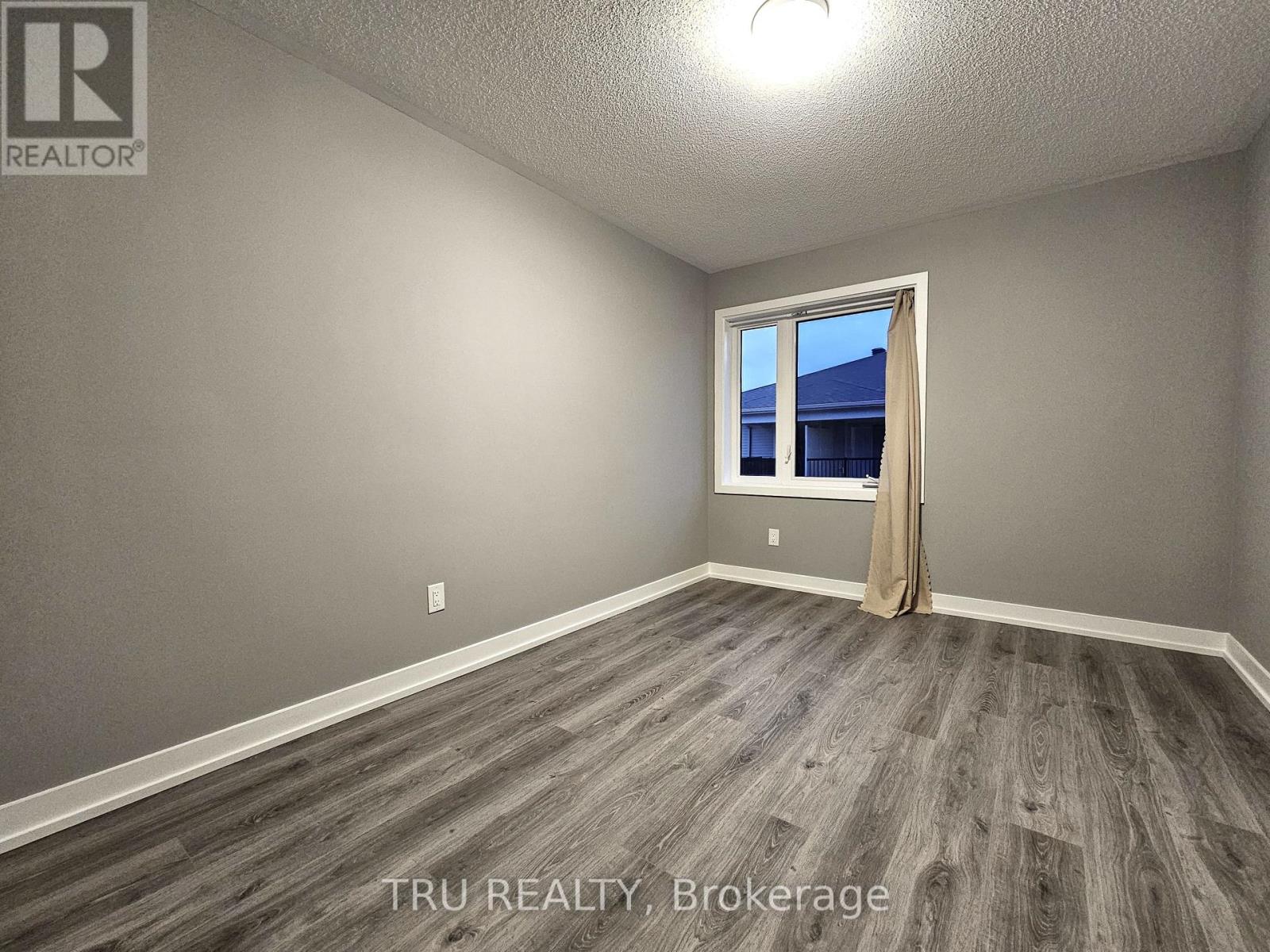 230 Anyolite Private, Ottawa, Ontario  K2J 7J3 - Photo 17 - X12596396