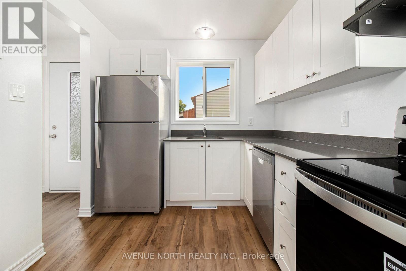 18 - 1444 Foxwell Street, Ottawa, Ontario  K1B 5J4 - Photo 10 - X12596422