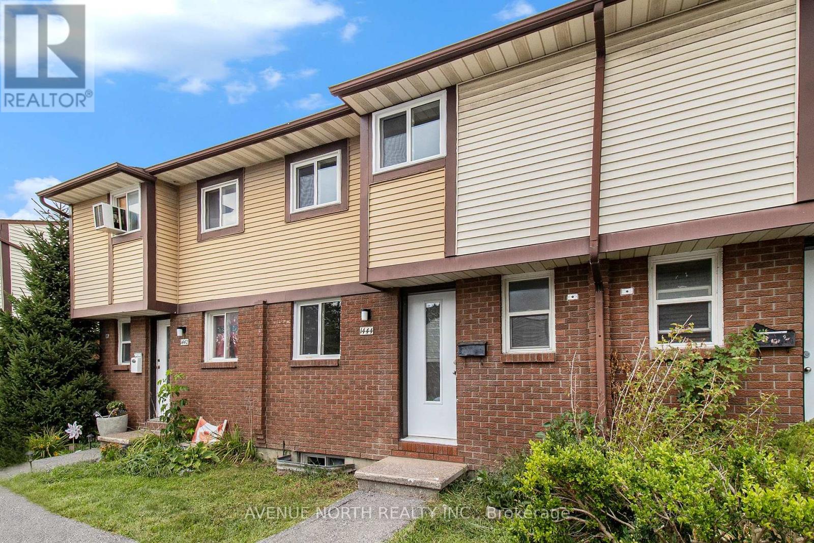 18 - 1444 Foxwell Street, Ottawa, Ontario  K1B 5J4 - Photo 3 - X12596422