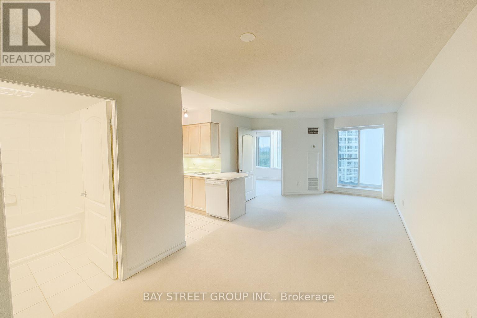 1213 - 3 Rean Drive E, Toronto, Ontario  M2K 1H1 - Photo 15 - C12596394