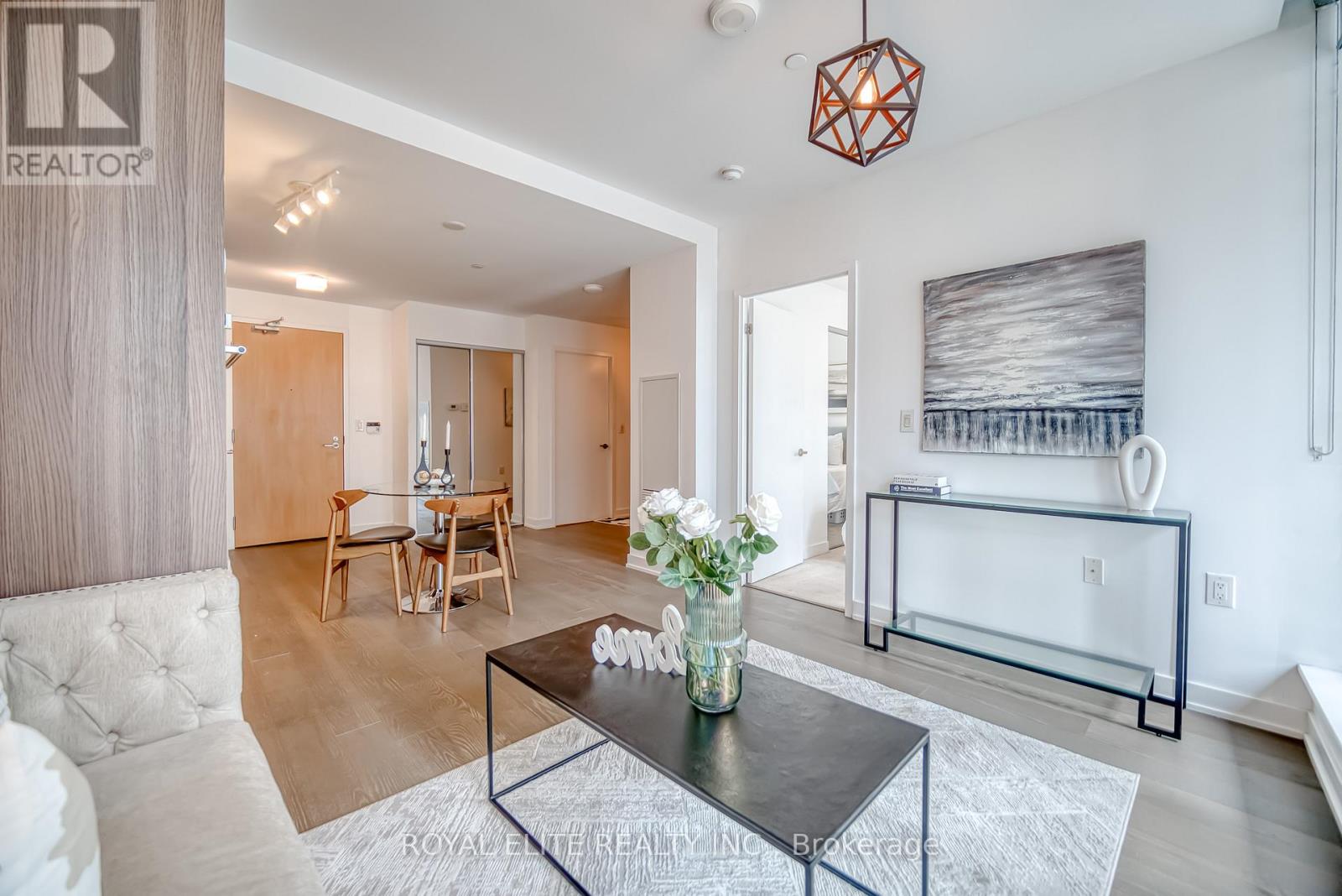 612 - 11 Wellesley Street W, Toronto, Ontario  M4Y 0G4 - Photo 20 - C12596404