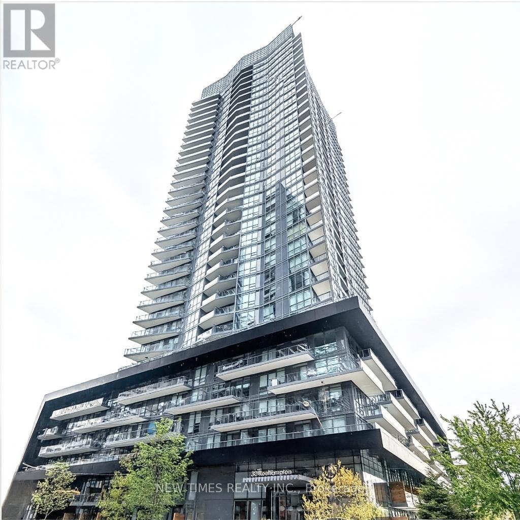 2011 - 30 ROEHAMPTON AVENUE, Toronto, Ontario