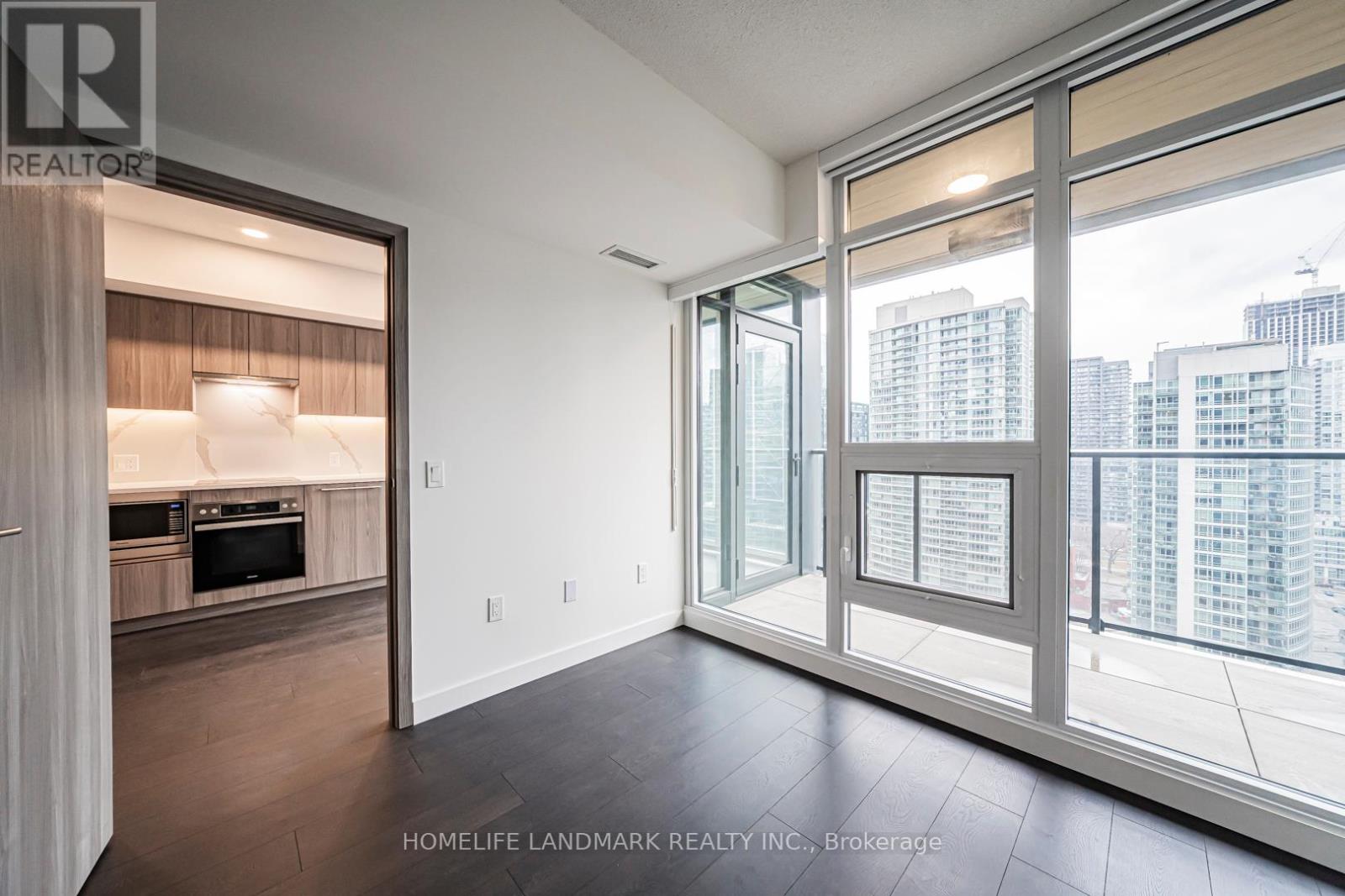 2315 - 1 Concord Cityplace Way, Toronto, Ontario  M5V 0X3 - Photo 23 - C12596426