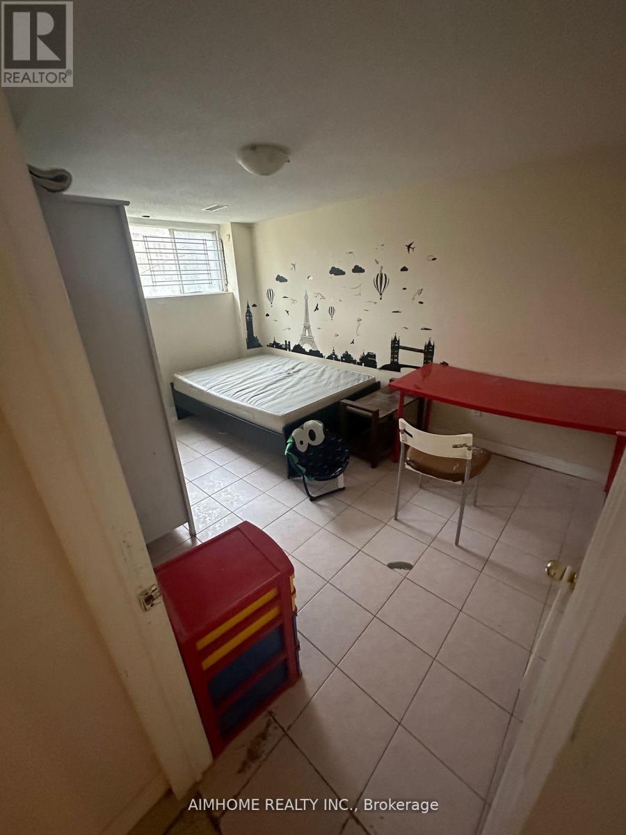 Basement - 18 Reidmount Avenue, Toronto, Ontario  M1S 1B3 - Photo 7 - E12596402