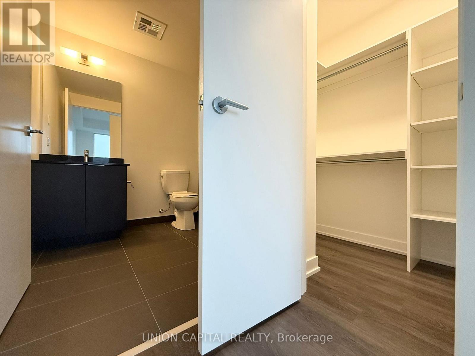 703 - 3071 Trafalgar Road, Oakville, Ontario  L6H 8C6 - Photo 13 - W12513472