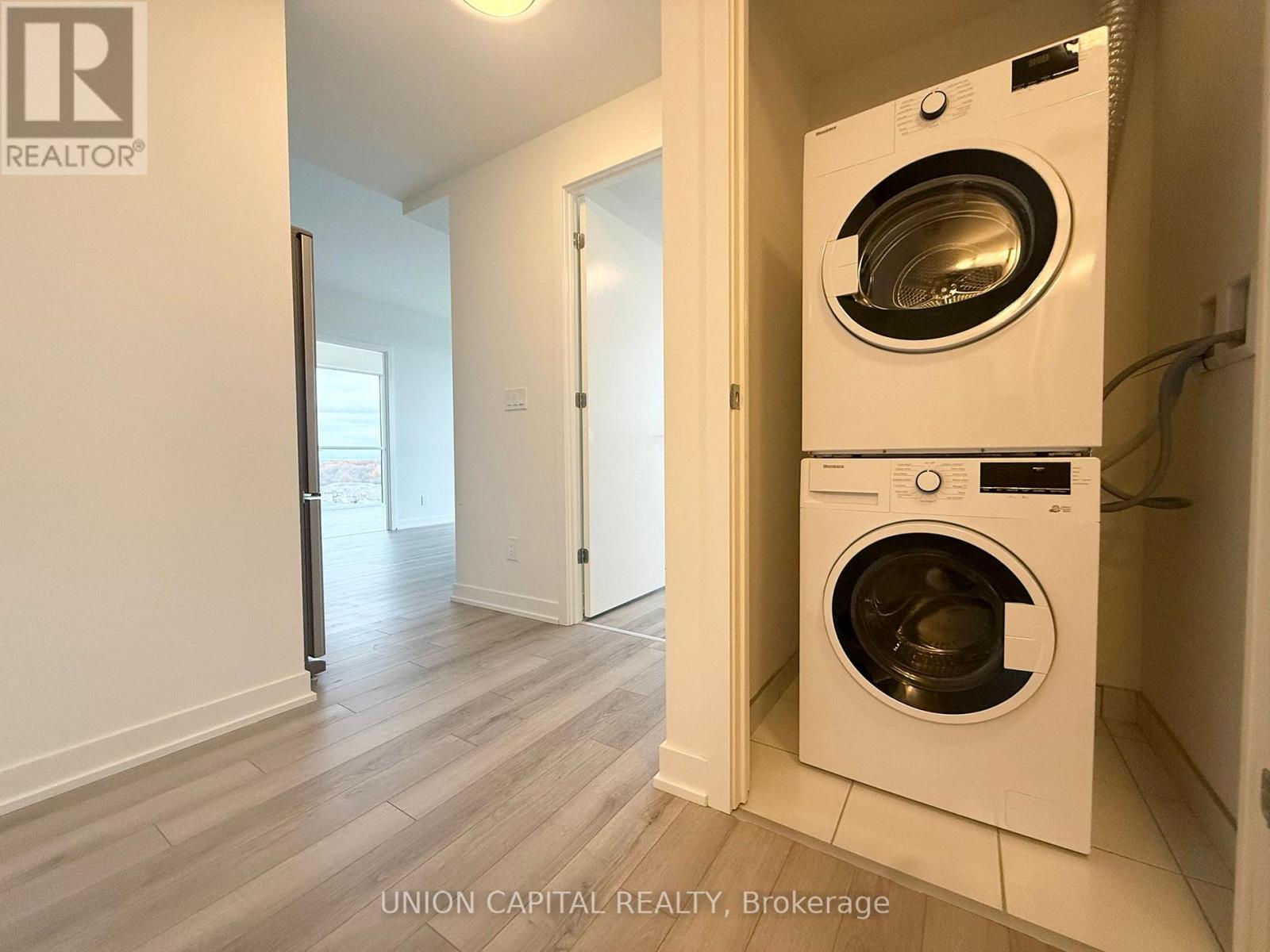 1203 - 3071 Trafalgar Road, Oakville, Ontario  L6H 8C6 - Photo 8 - W12543870