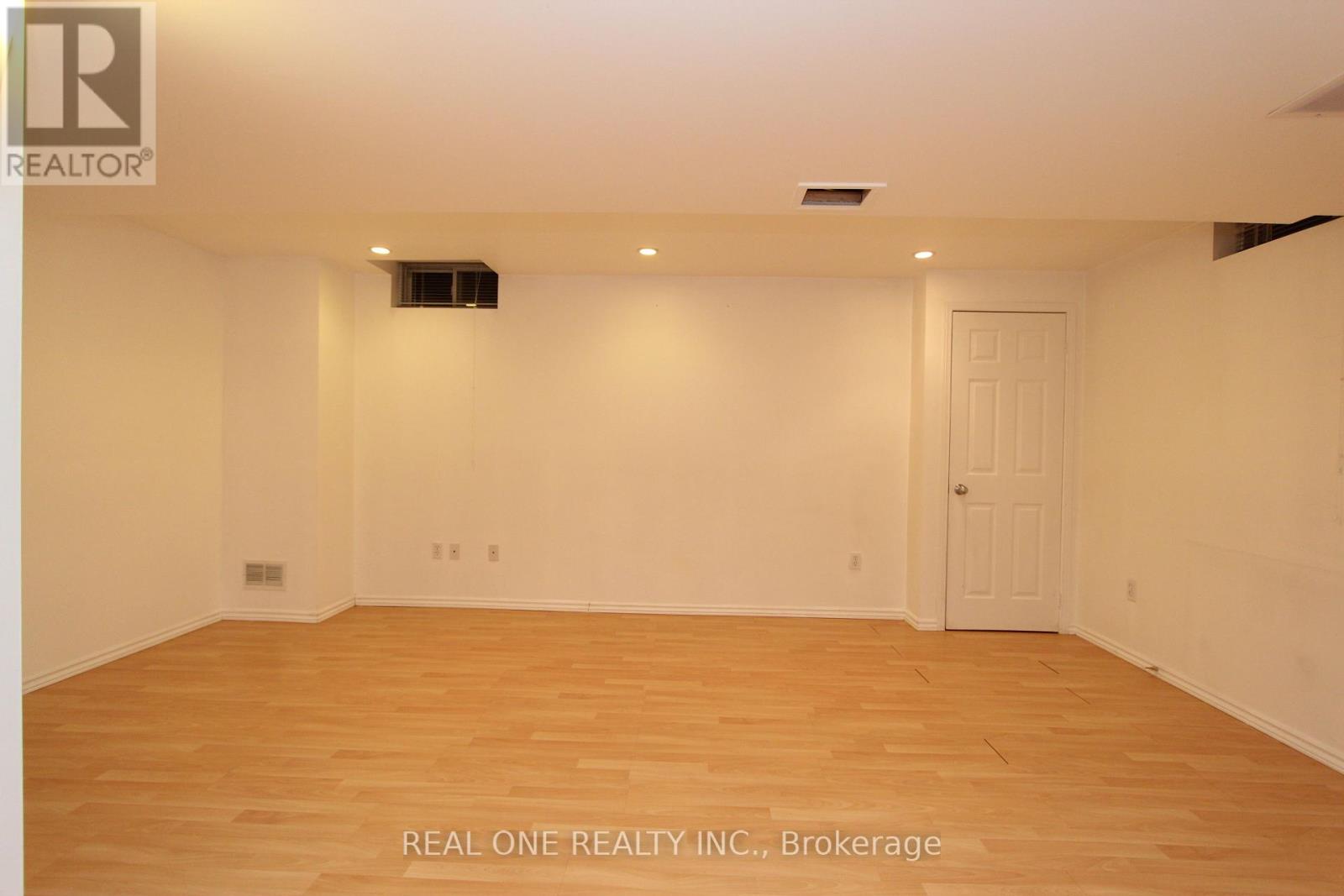 287 Bantry Avenue, Richmond Hill, Ontario  L4B 4M8 - Photo 18 - N12596428