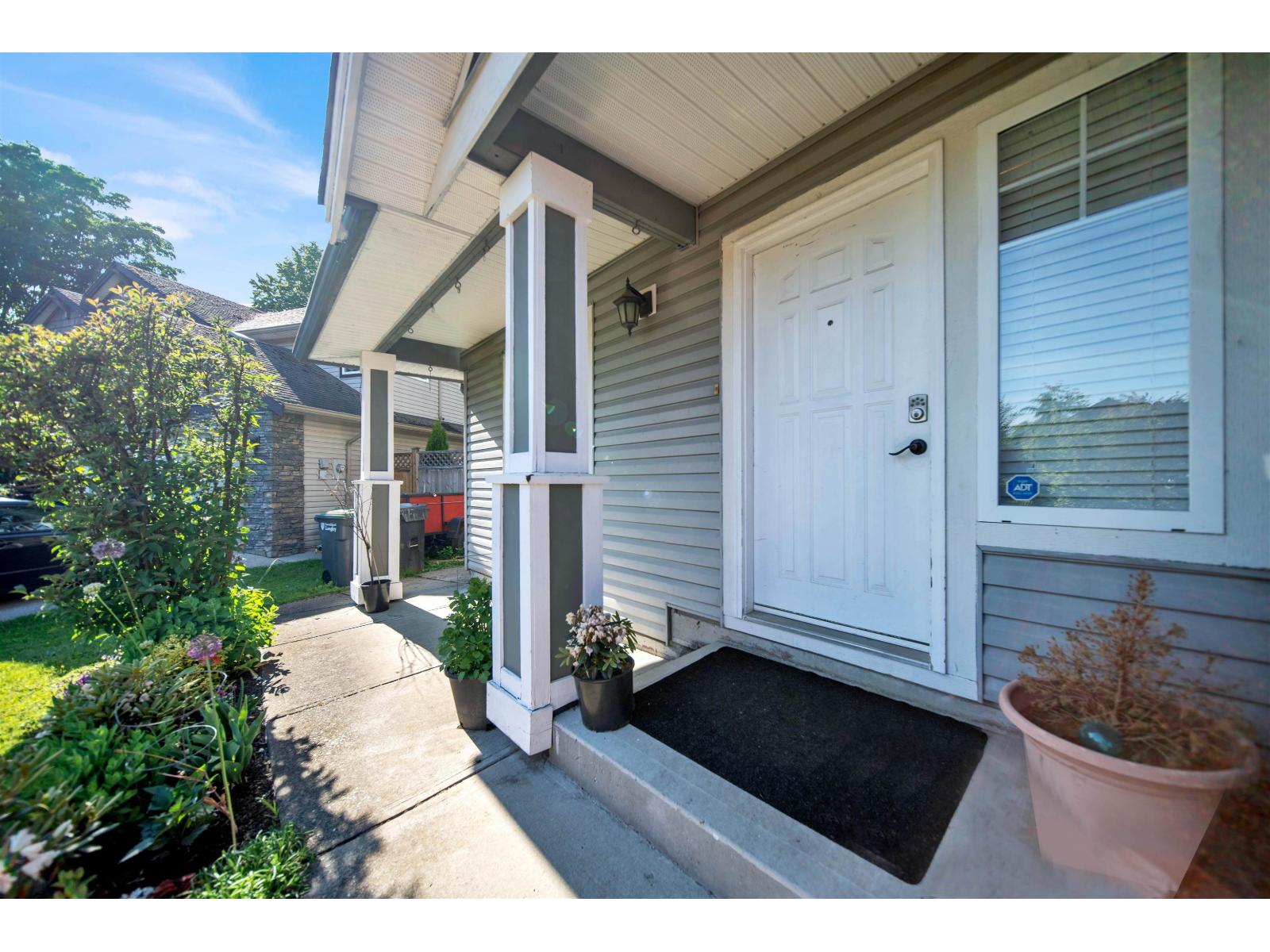 27229 27 Avenue, Langley, British Columbia  V4W 3Y8 - Photo 12 - R3071672