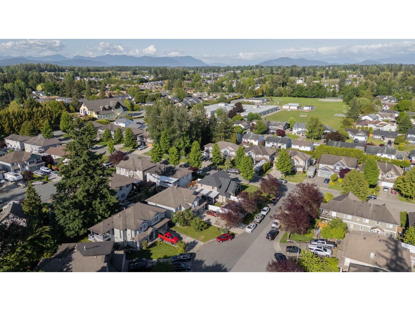 27229 27 Avenue, Langley, British Columbia  V4W 3Y8 - Photo 9 - R3071672