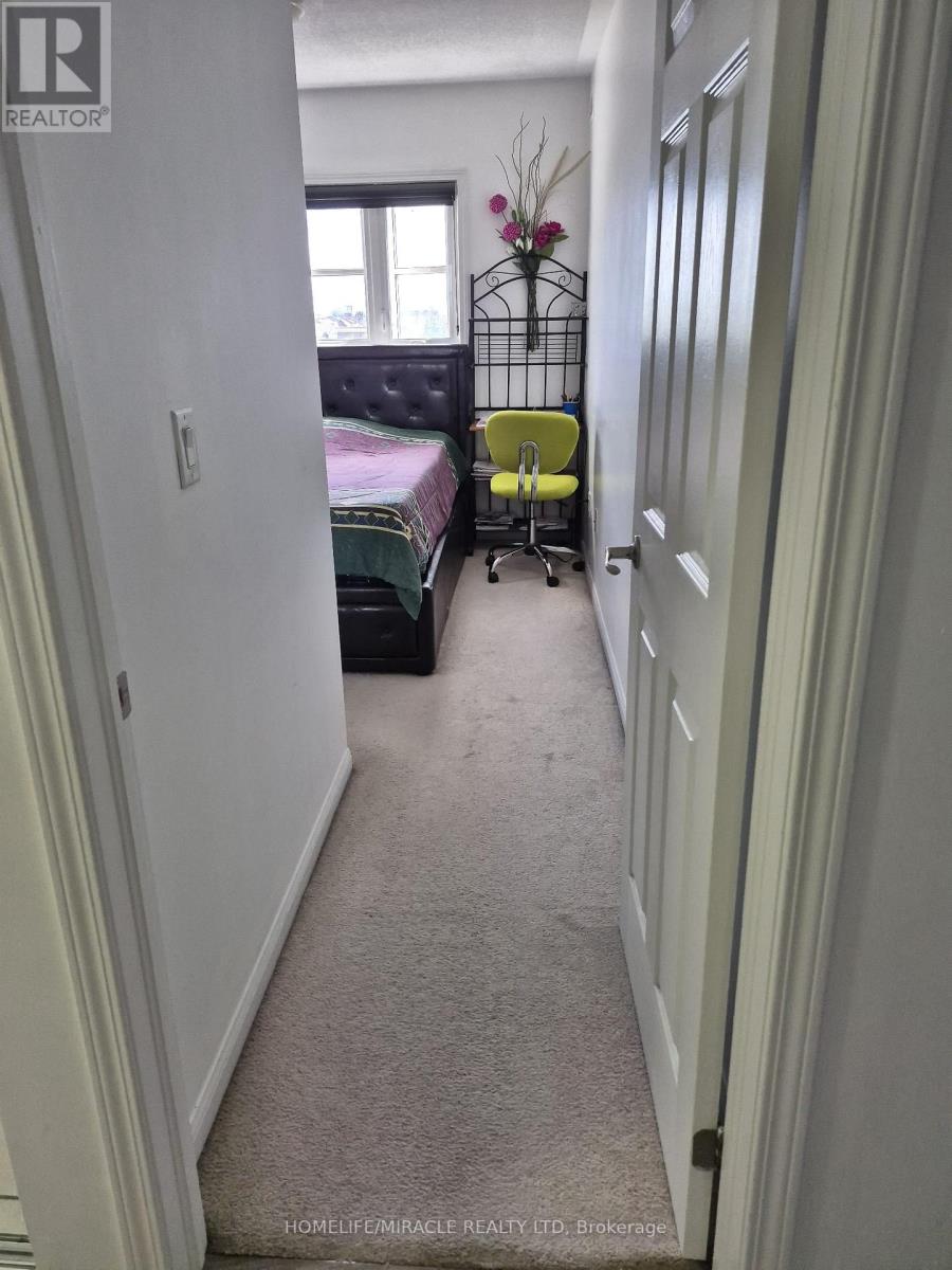 404 - 70 Baycliffe Crescent, Brampton, Ontario  L7A 0Z5 - Photo 15 - W12596388