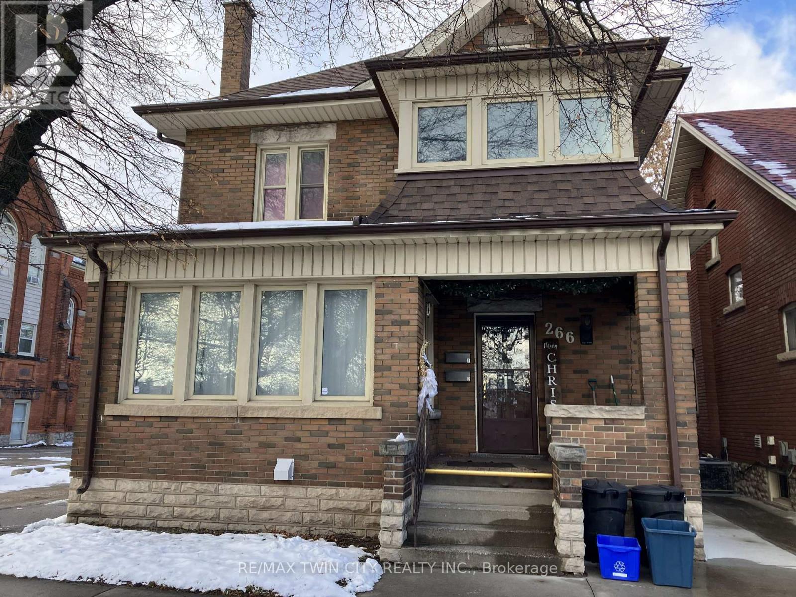 MAIN - 266 DALHOUSIE STREET, Brantford, Ontario