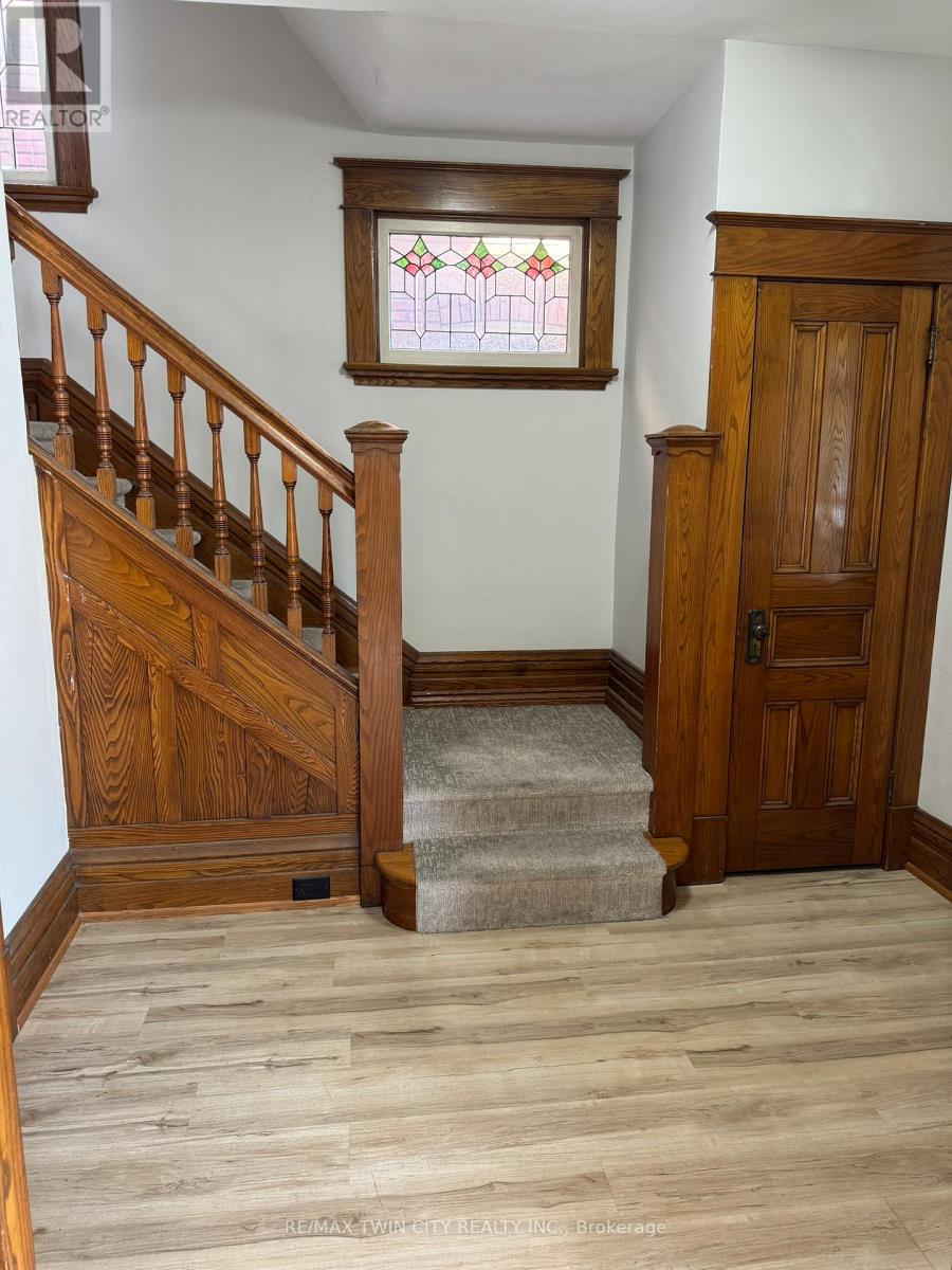 Main - 266 Dalhousie Street, Brantford, Ontario  N3S 3V2 - Photo 13 - X12596398