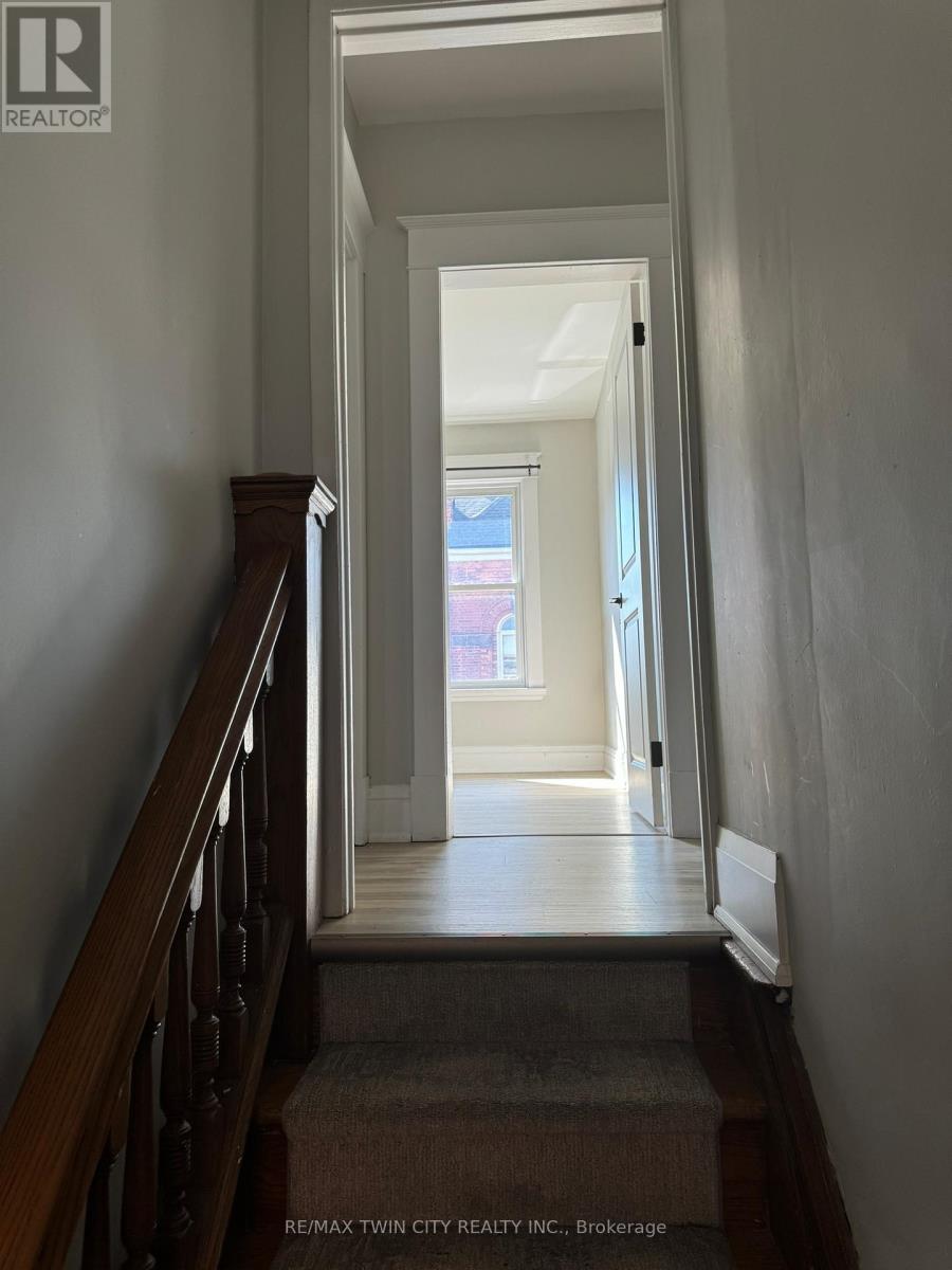 Main - 266 Dalhousie Street, Brantford, Ontario  N3S 3V2 - Photo 16 - X12596398