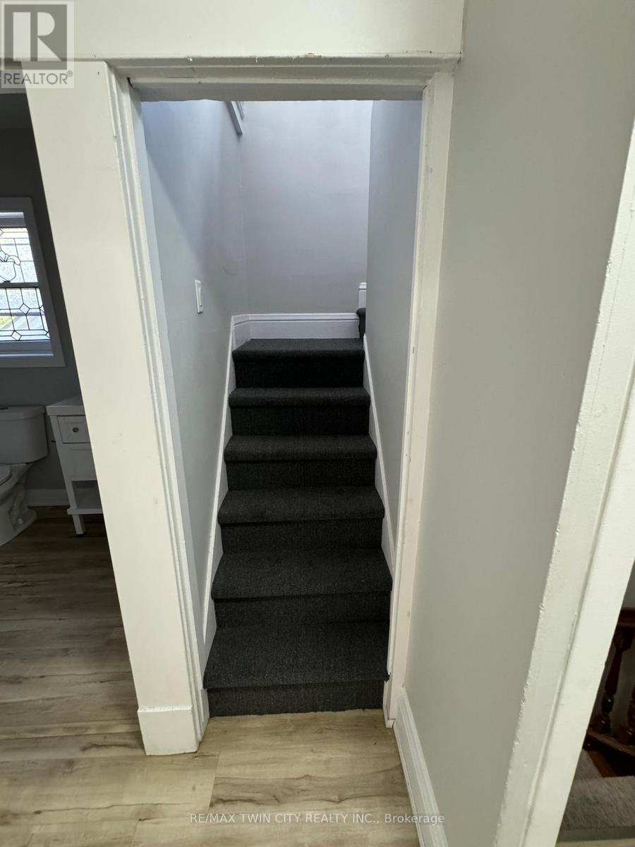 Main - 266 Dalhousie Street, Brantford, Ontario  N3S 3V2 - Photo 33 - X12596398