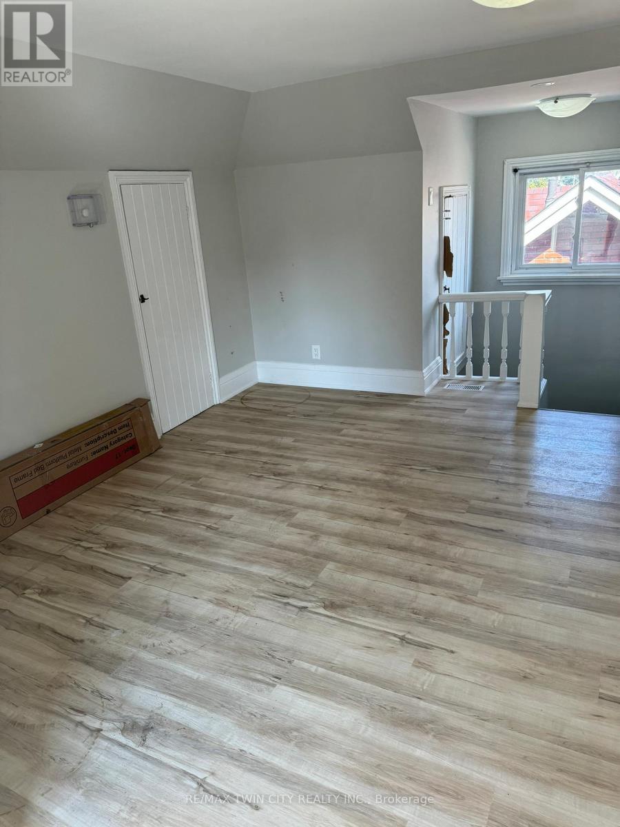 Main - 266 Dalhousie Street, Brantford, Ontario  N3S 3V2 - Photo 37 - X12596398