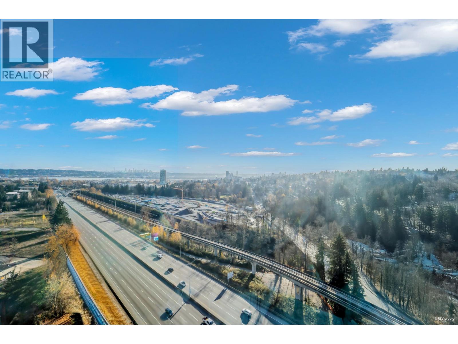 2101 308 ALDERSON AVENUE, Coquitlam, British Columbia