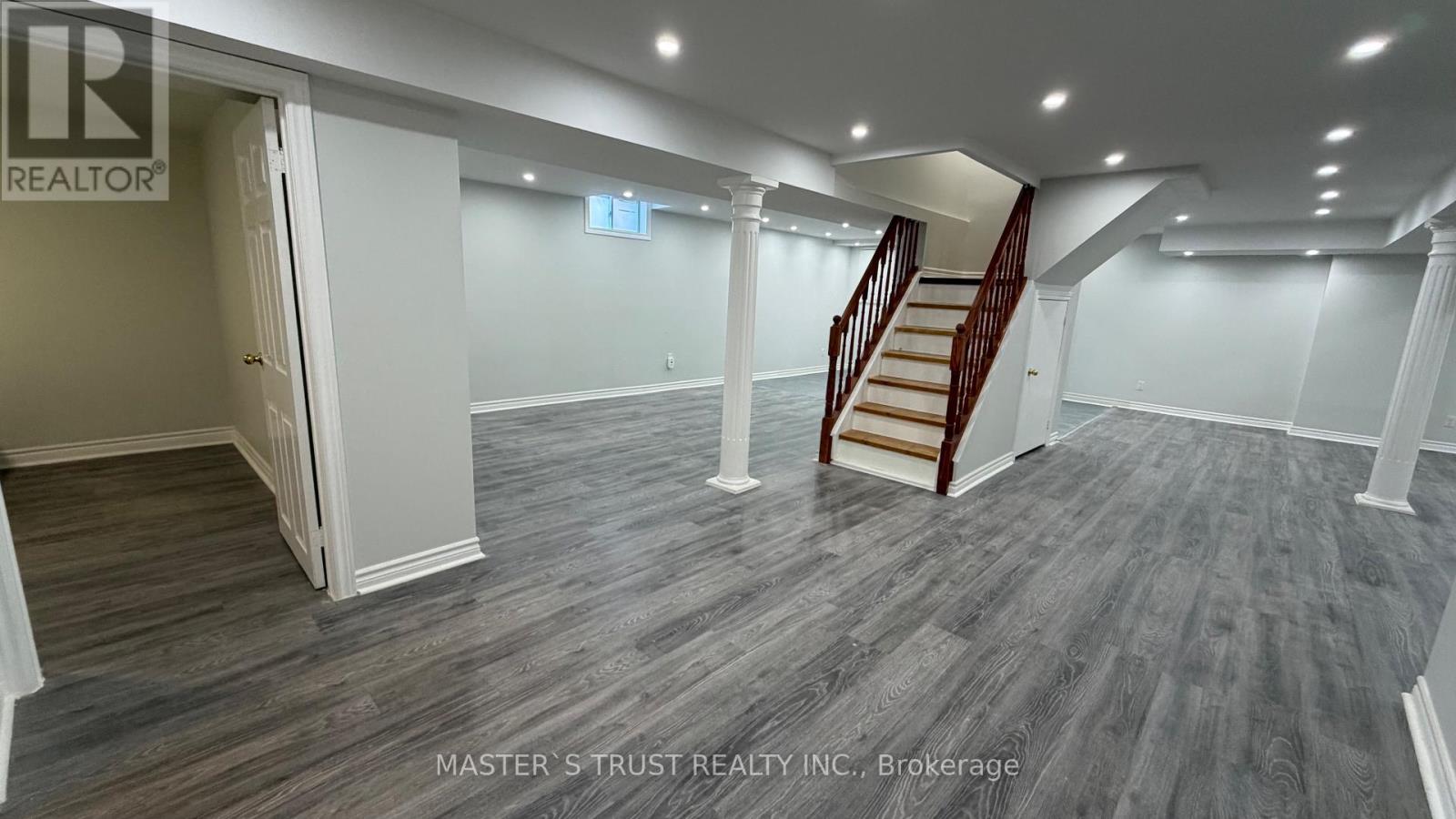 31 Goldhawk Trail, Toronto, Ontario M1V 3R4 - Photo 17 - E12596436