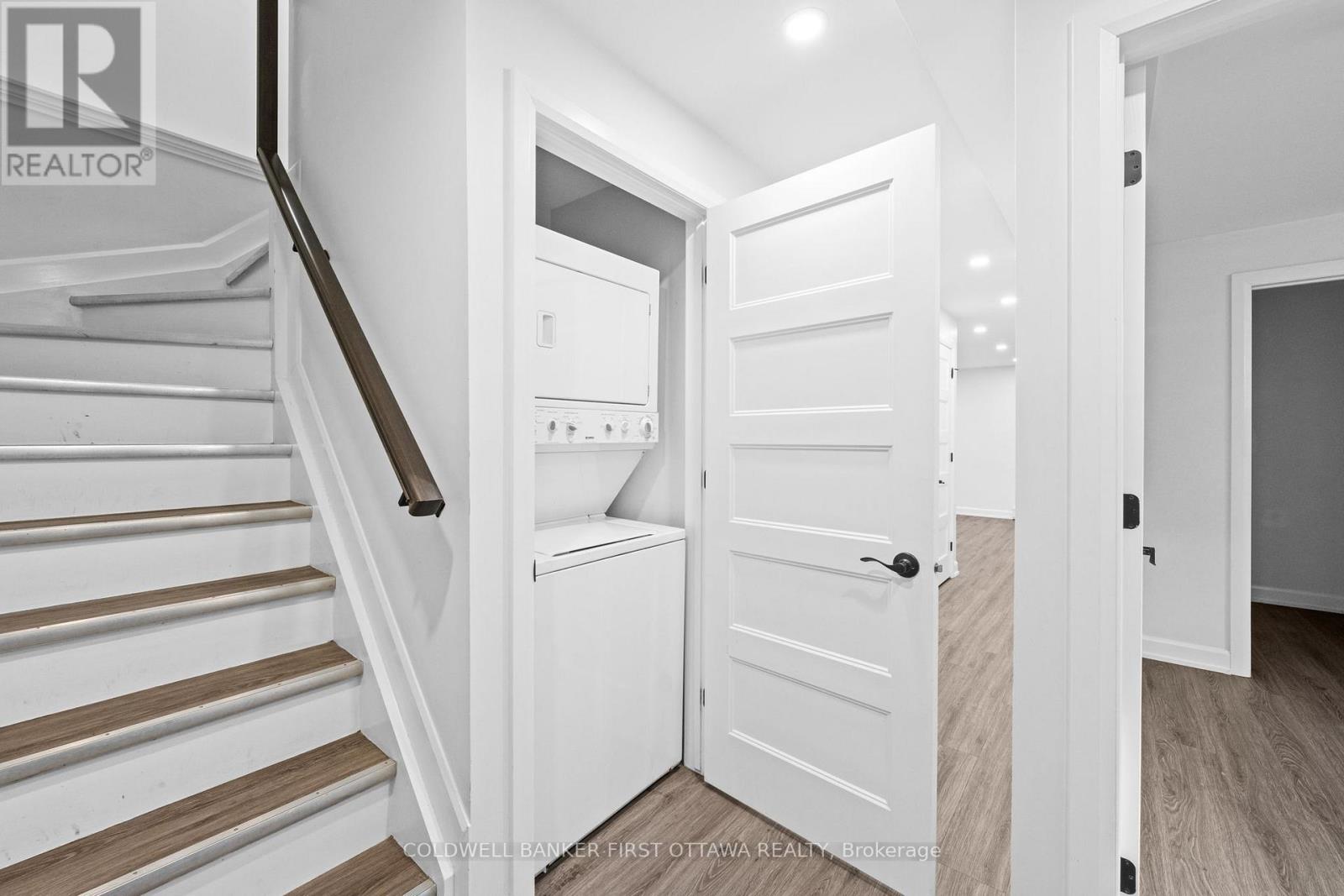 351 Amiens Street, Ottawa, Ontario  K1E 1P1 - Photo 38 - X12595958