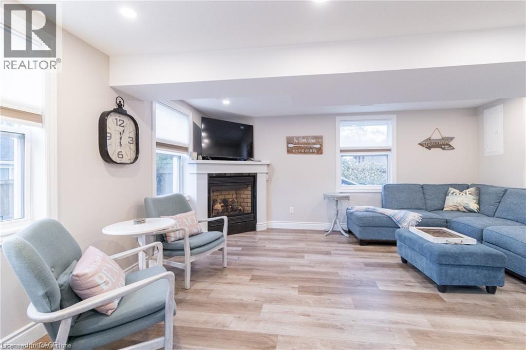 11 Dietrich Crescent, Grand Bend, Ontario  N0M 1T0 - Photo 18 - 40791398