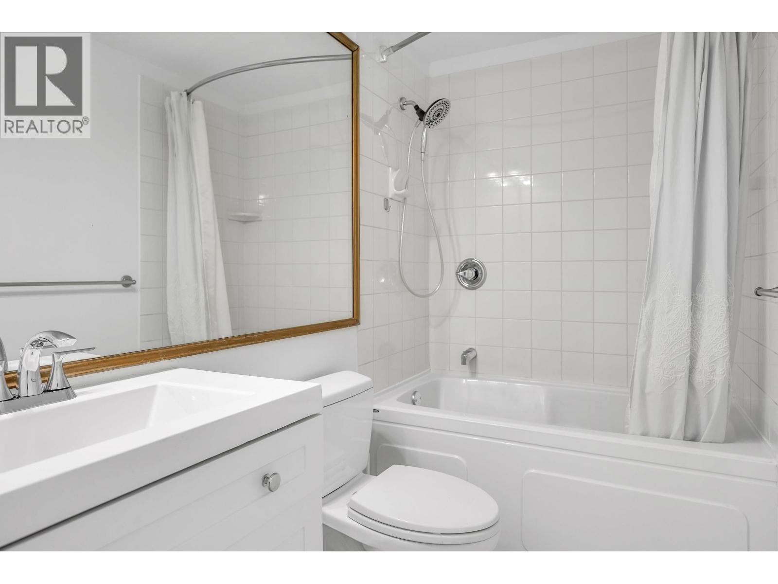 28 1345 W 4th Avenue, Vancouver, British Columbia V6H 3Y8 - Photo 12 - R3063057