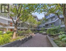 <div class="price">$859,900</div> 28 1345 W 4th Avenue, Vancouver<br><div style="margin-bottom:8px;"><small>Heller Murch Realty</small></div><div class='bed_bath'>2 Bed | 2 Bath</div>