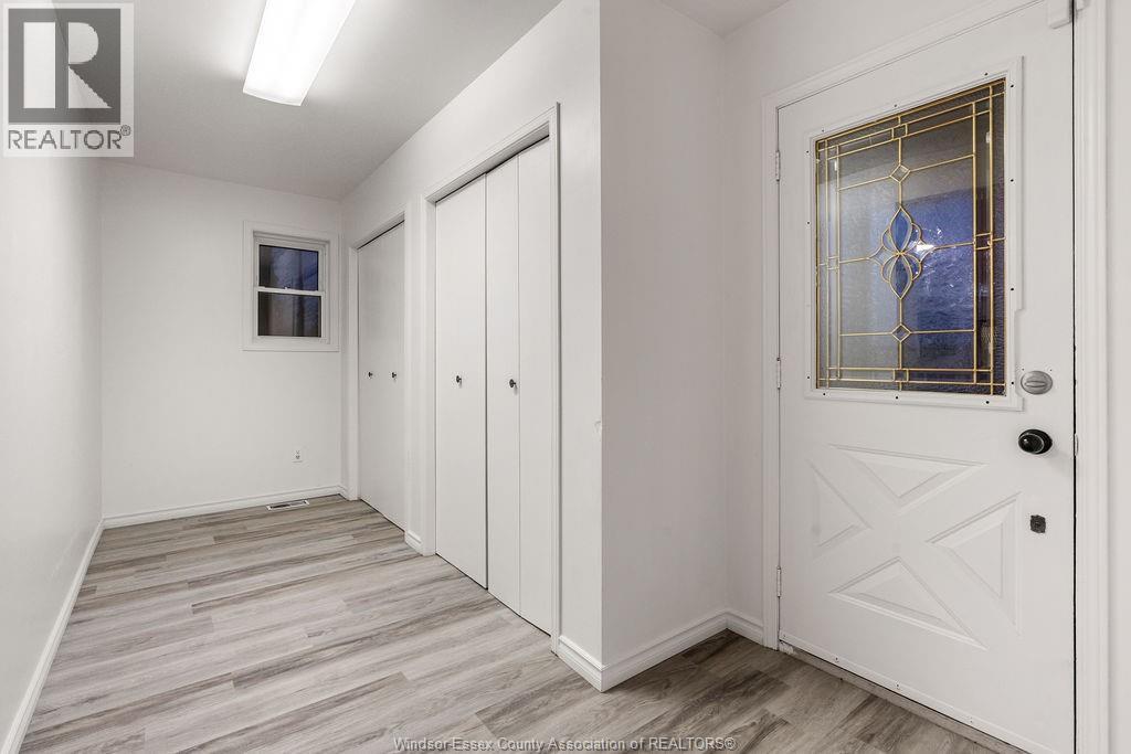 232 Reaume Road, Lasalle, Ontario  N8J 1B1 - Photo 4 - 25031007