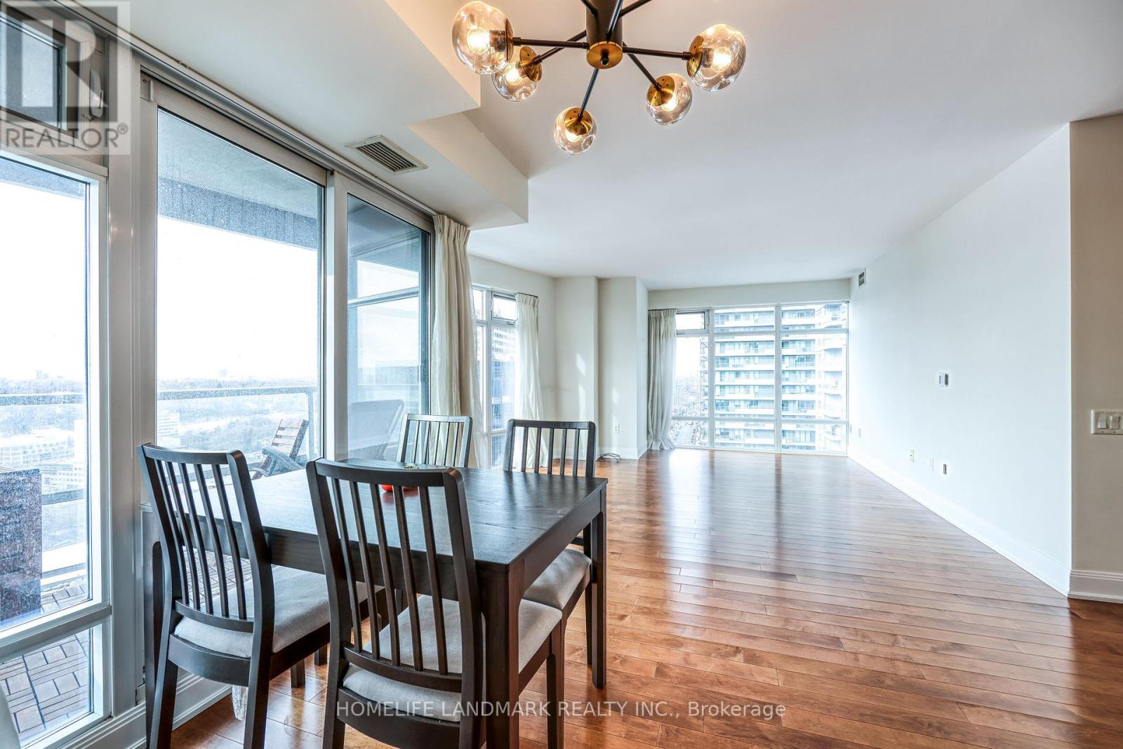 2408 - 2181 Yonge Street, Toronto, Ontario  M4S 3H7 - Photo 8 - C12596450