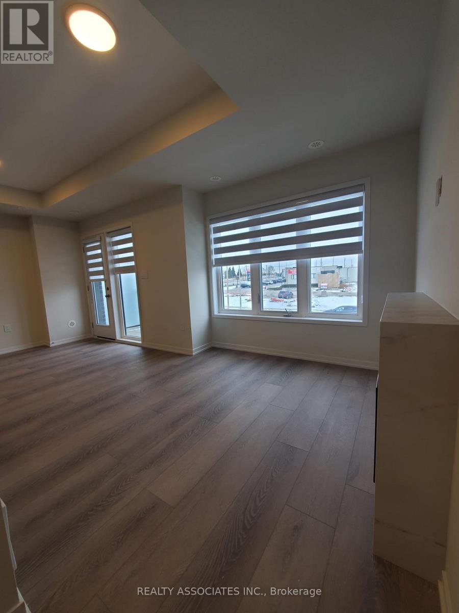 8 Matawin Lane, Richmond Hill, Ontario  L4B 0H8 - Photo 16 - N12580612