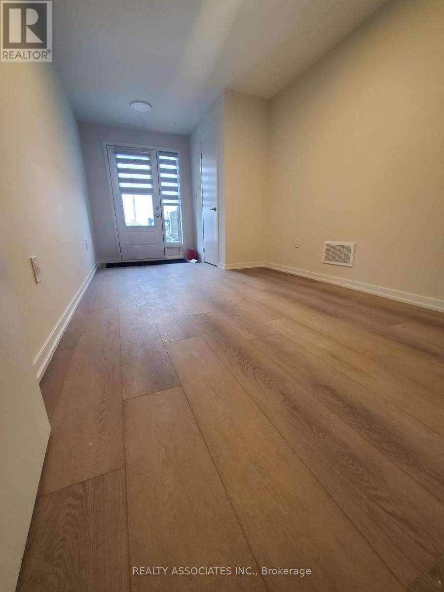 8 Matawin Lane, Richmond Hill, Ontario  L4B 0H8 - Photo 20 - N12580612