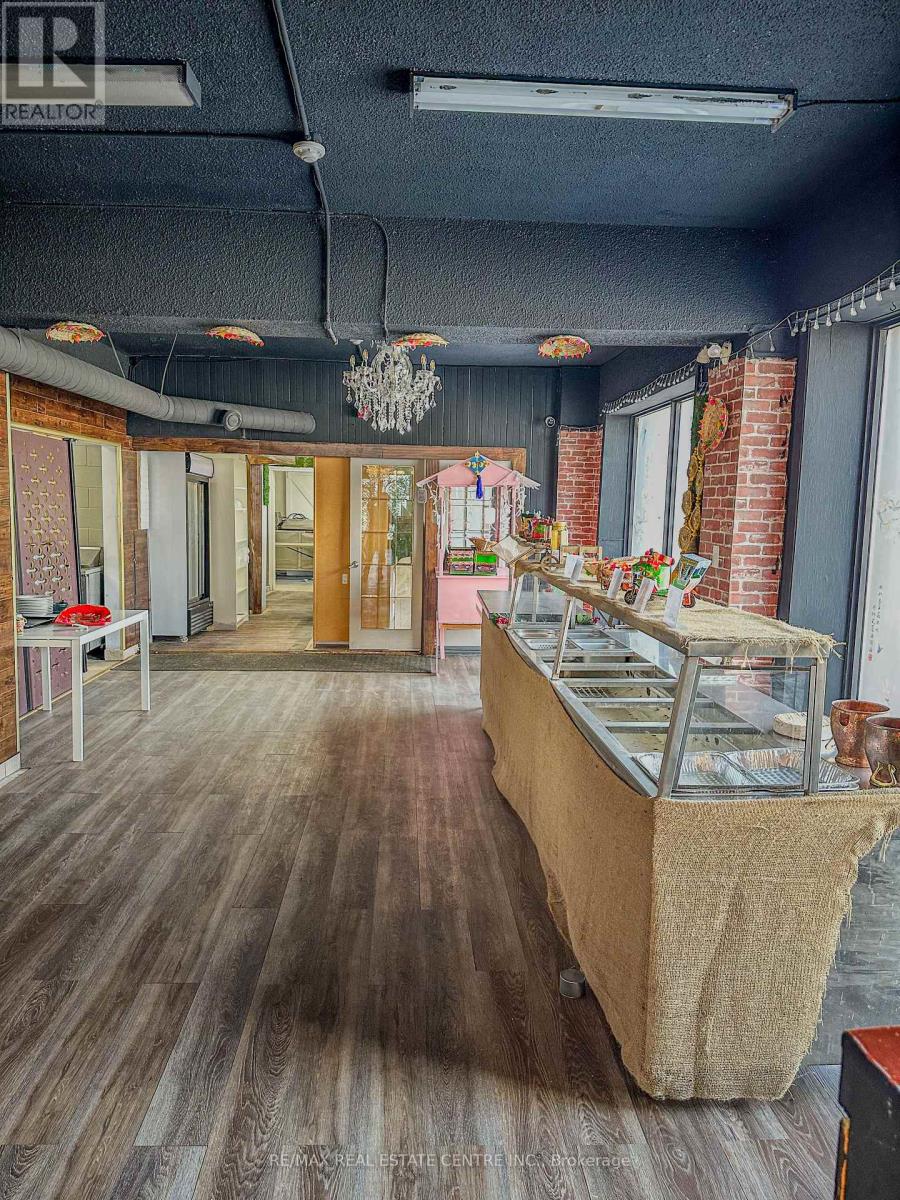 94 Dunlop Street W, Barrie, Ontario  L4M 1A4 - Photo 16 - S12596454