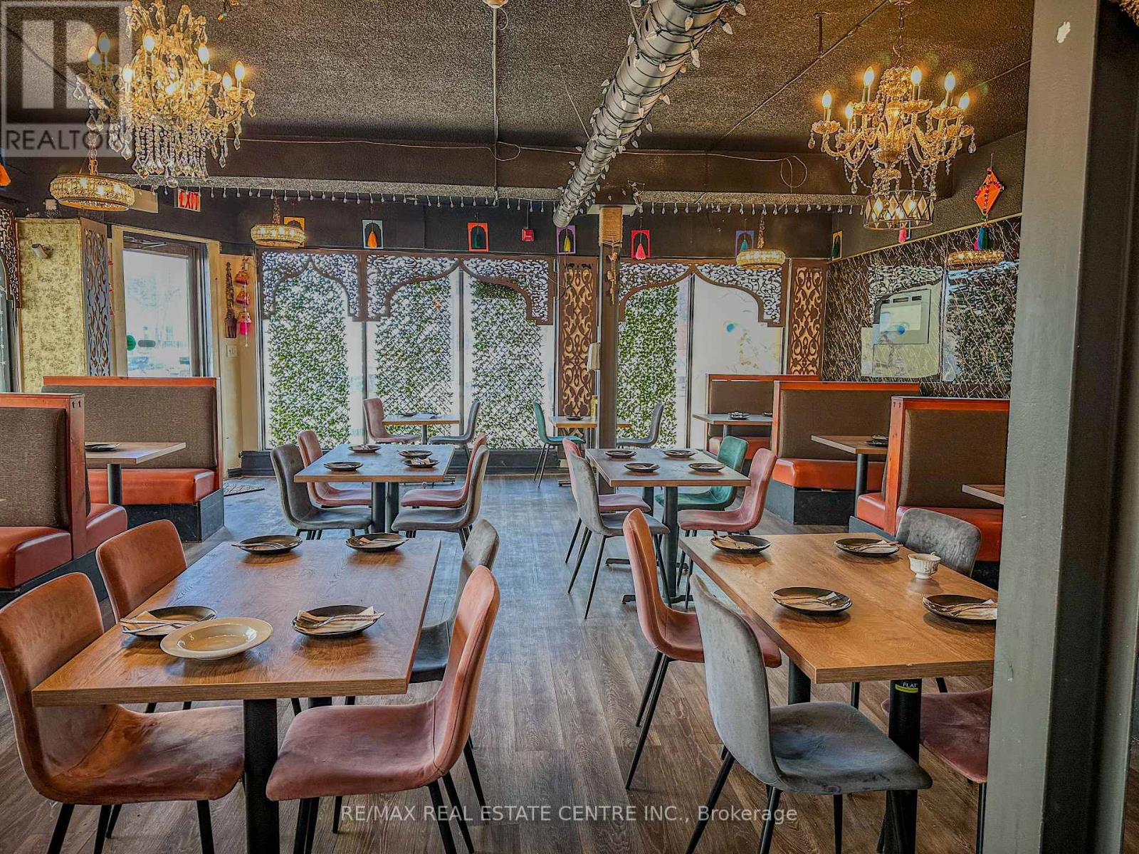 94 Dunlop Street W, Barrie, Ontario  L4M 1A4 - Photo 8 - S12596454