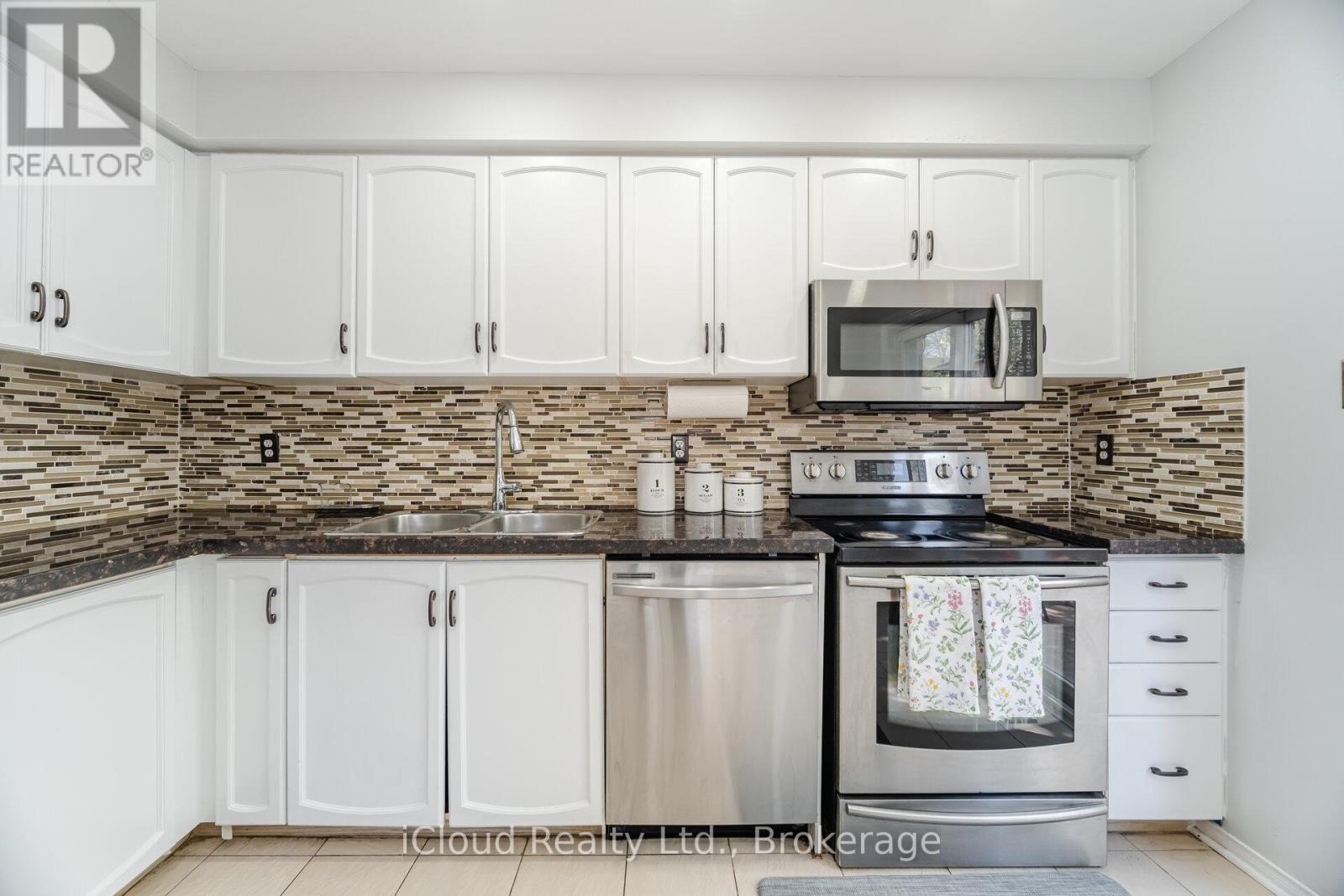 41 - 5659 Glen Erin Drive E, Mississauga, Ontario L5M 5P2 - Photo 17 - W12596448