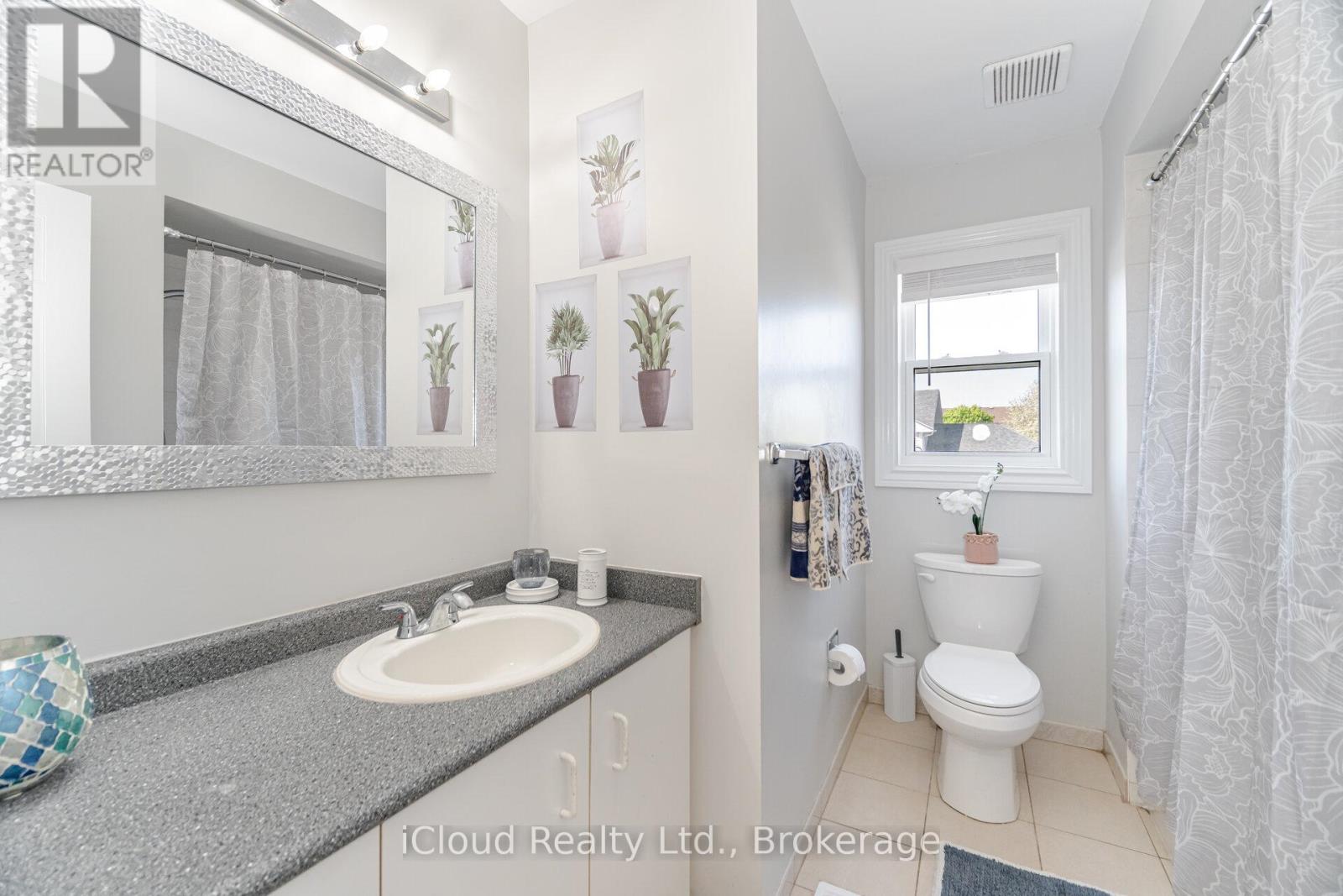 41 - 5659 Glen Erin Drive E, Mississauga, Ontario L5M 5P2 - Photo 34 - W12596448