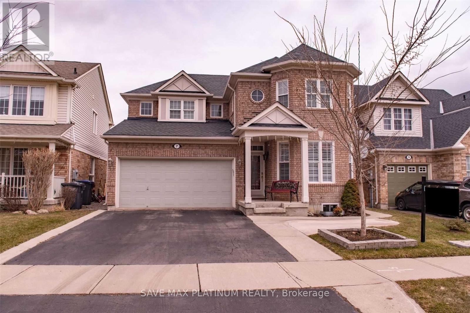 7 YVONNE DRIVE, Brampton, Ontario