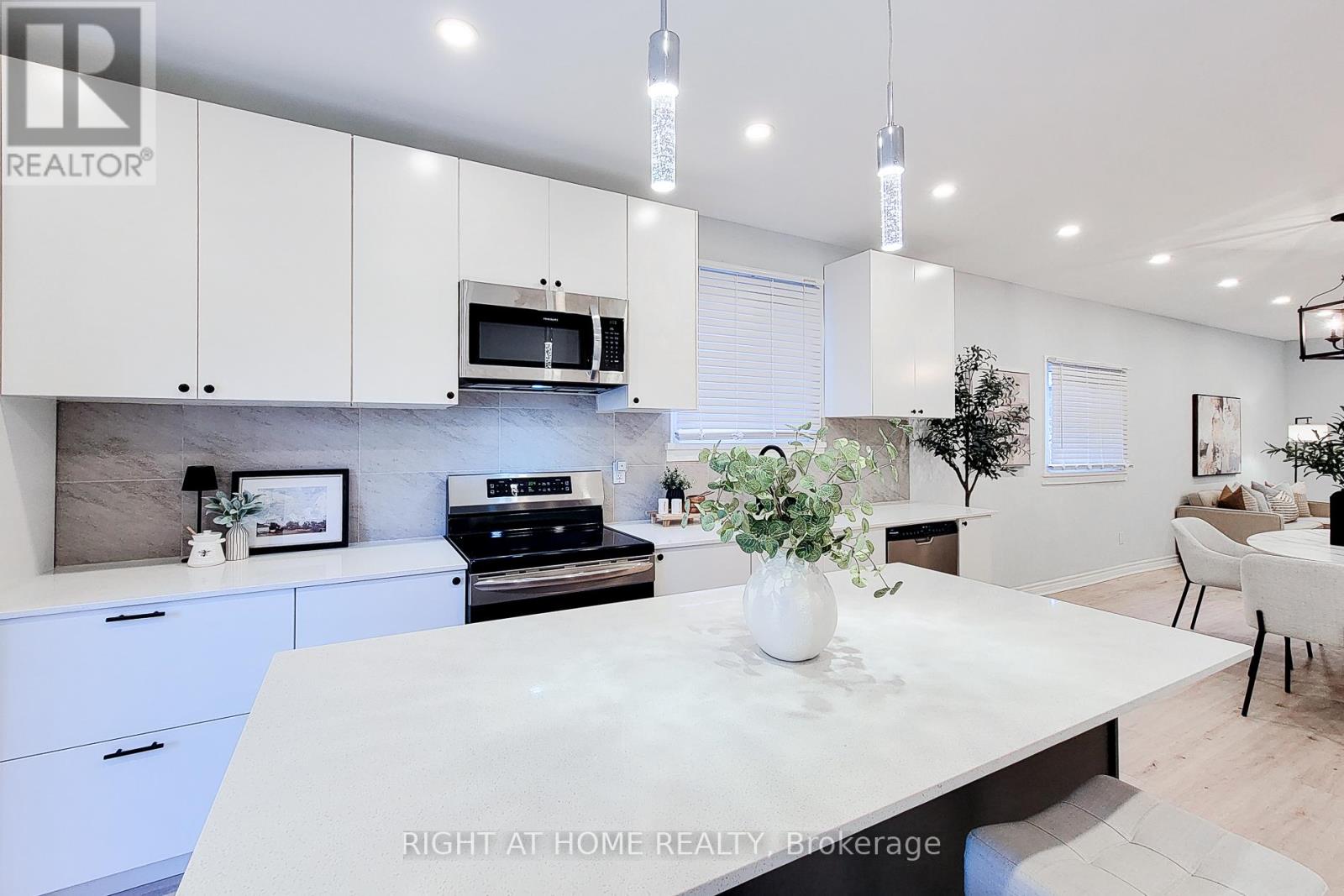 24 Albemarle Street, Hamilton, Ontario  L8L 7G4 - Photo 17 - X12596456