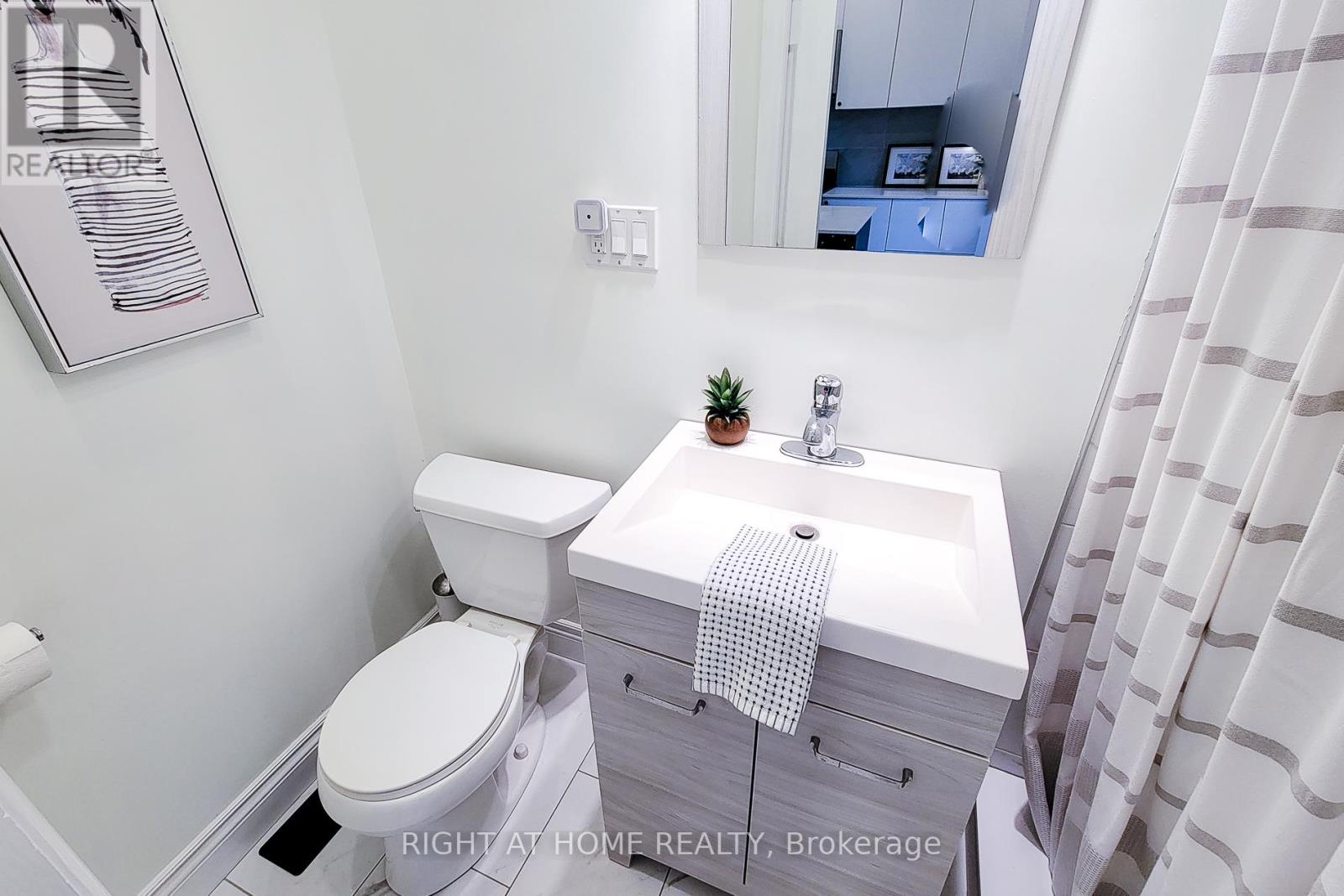 24 Albemarle Street, Hamilton, Ontario  L8L 7G4 - Photo 24 - X12596456