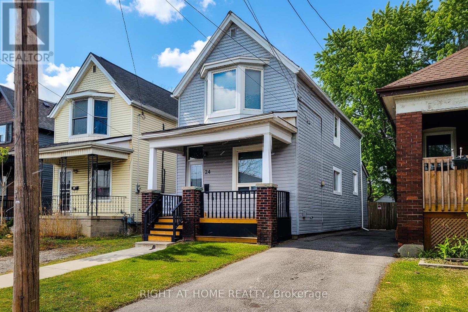 24 Albemarle Street, Hamilton, Ontario  L8L 7G4 - Photo 3 - X12596456