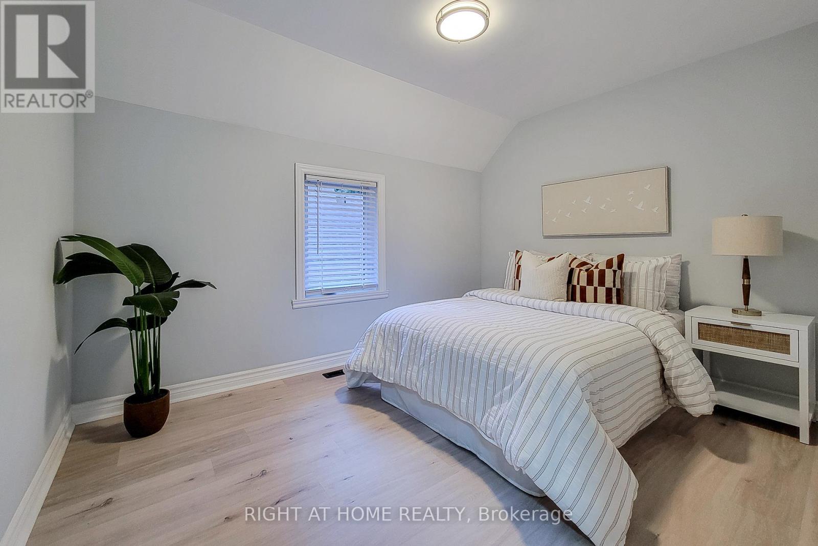 24 Albemarle Street, Hamilton, Ontario  L8L 7G4 - Photo 33 - X12596456