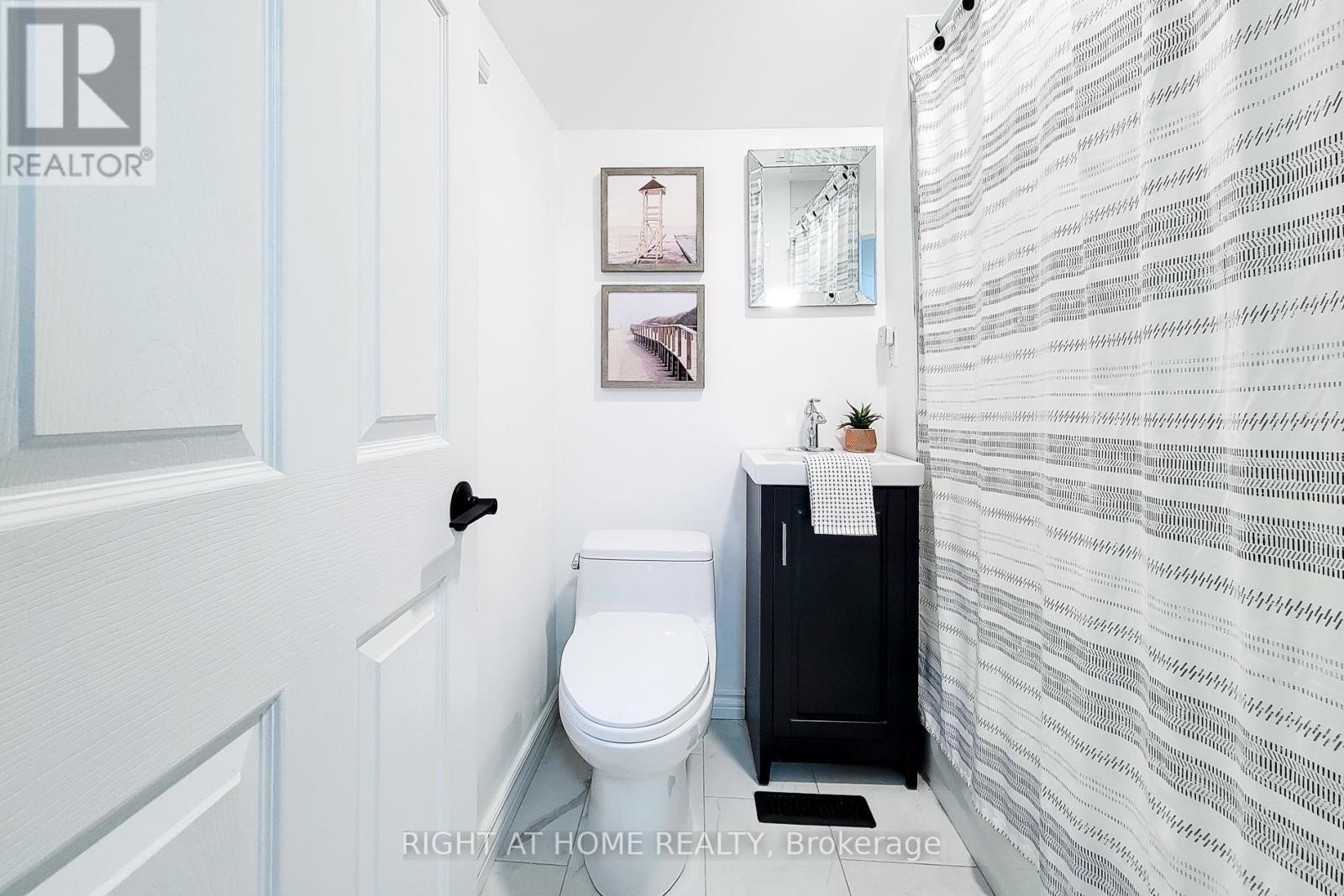 24 Albemarle Street, Hamilton, Ontario  L8L 7G4 - Photo 37 - X12596456